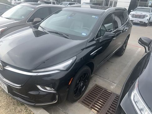 Used 2024 Buick Enclave Essence w/ Sport Touring Edition image 2