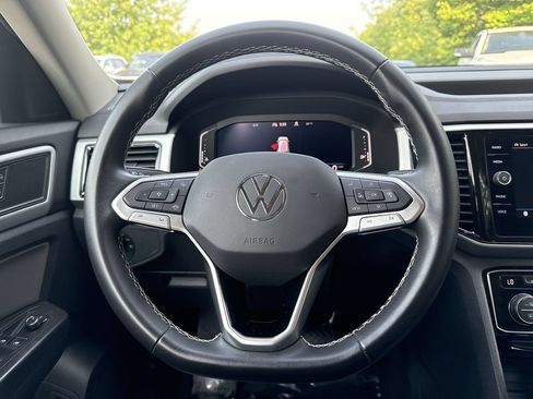 Used 2023 Volkswagen Atlas SE AWD/4WD image 11