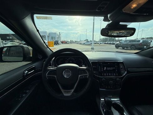 Used 2021 Jeep Grand Cherokee Trailhawk w/ Trailhawk Luxury Group image 15