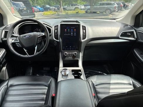 Used 2024 Ford Edge SEL AWD/4WD image 17