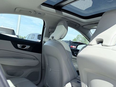 Used 2024 Volvo S60 B5 Core w/ Climate Package FWD image 14