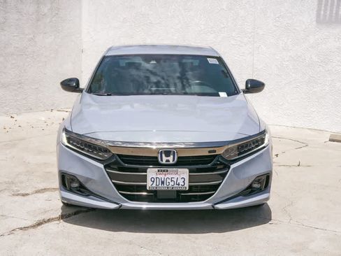 Used 2022 Honda Accord Sport image 2
