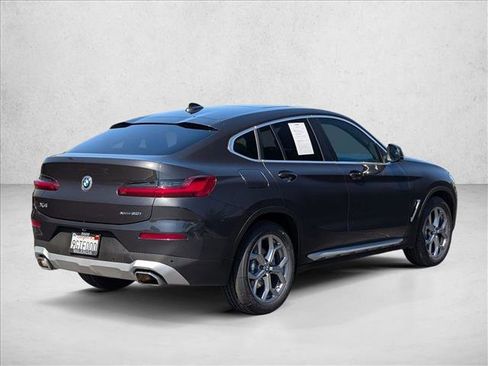 Certified 2023 BMW X4 xDrive30i w/ Premium Package AWD/4WD image 5