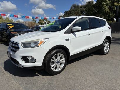Used 2017 Ford Escape SE