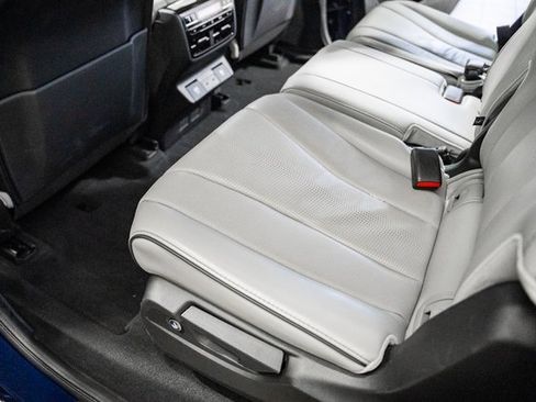 Used 2022 Acura MDX Advance image 29