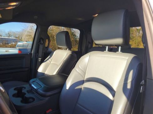 Used 2024 RAM 2500 Tradesman w/ Chrome Appearance Group image 14