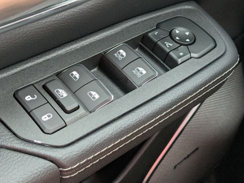 Used 2026 RAM 1500 Laramie w/ Night Edition image 35