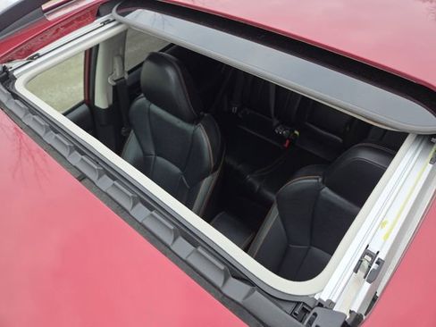 Used 2019 Subaru Crosstrek 2.0i Limited w/ Moonroof Package w/Navigation image 13