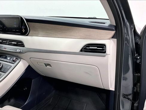 Used 2022 Hyundai Palisade SEL w/ Premium Package FWD image 19