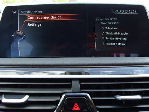 Used 2017 BMW 750i xDrive image 19