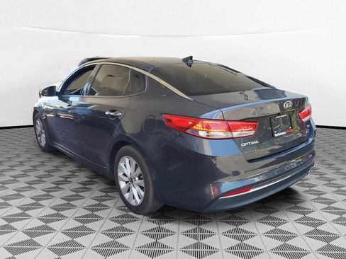 Used 2017 Kia Optima EX FWD image 4