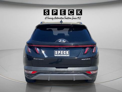 Certified 2024 Hyundai Tucson Limited AWD/4WD image 4