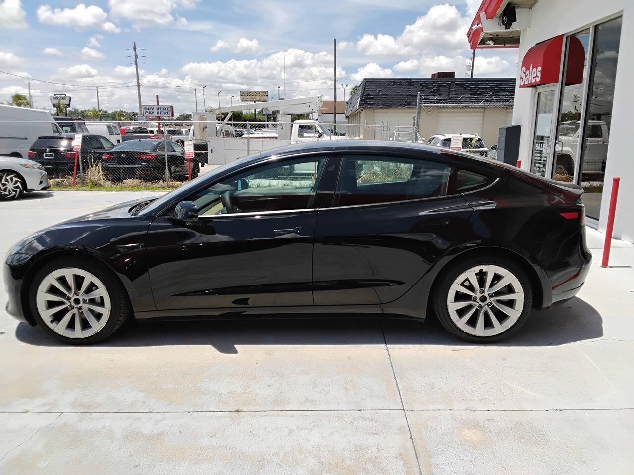 Used 2022 Tesla Model 3 Standard Range RWD image 5