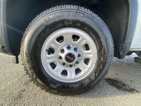 New 2026 GMC Sierra 2500 Pro w/ 1SA Pro Safety Plus Package image 10