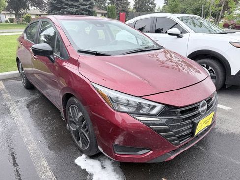 Used 2025 Nissan Versa SR w/ Trunk Package FWD image 3