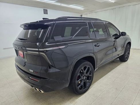 Used 2024 Chevrolet Traverse RS w/ LPO, Floor Liner Package AWD/4WD image 17