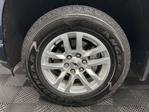 Used 2021 Chevrolet Silverado 1500 RST w/ Z71 Off-Road Package image 36