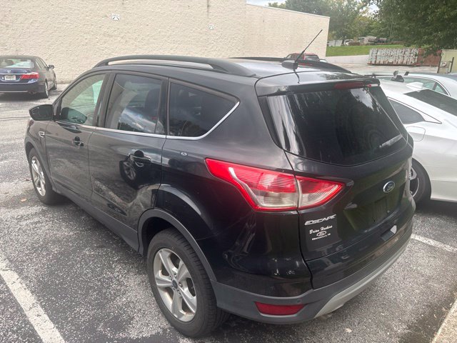 Used 2015 Ford Escape SE w/ Equipment Group 201A AWD/4WD image 3