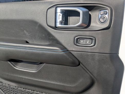 Used 2024 Jeep Wrangler High Altitude image 27