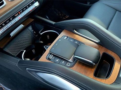 Used 2025 Mercedes-Benz GLE 450 4MATIC image 13