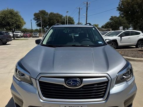 Used 2019 Subaru Forester AWD/4WD image 7