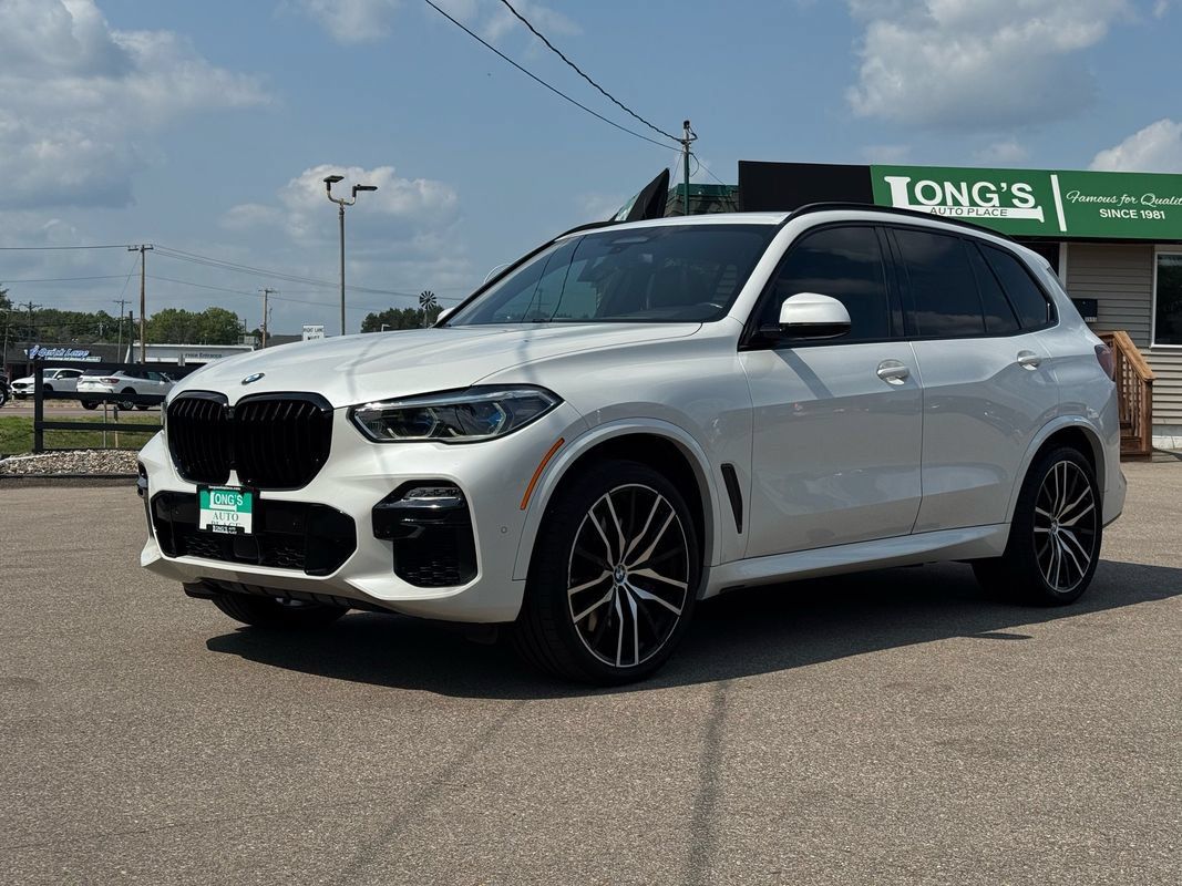 Used 2020 BMW X5 M50i AWD/4WD image 4