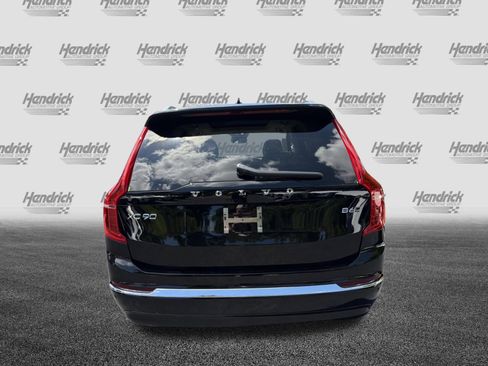 Certified 2025 Volvo XC90 B6 Plus AWD/4WD image 9