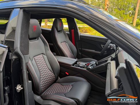 Used 2024 Lamborghini Urus S image 38