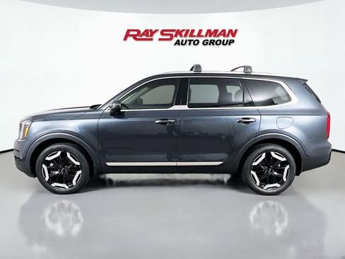 Used 2024 Kia Telluride S w/ S Sunroof Package FWD image 4