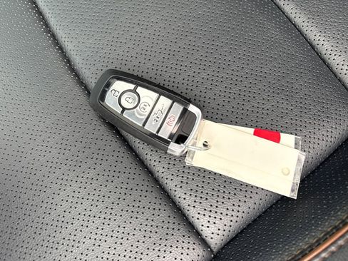 Used 2024 Ford F150 Lariat w/ Equipment Group 502A High image 30