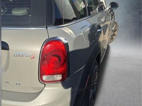 Used 2019 MINI Cooper Countryman S w/ Driver Assistance Package image 17