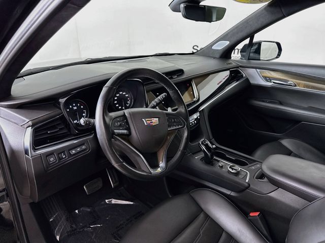 Used 2024 Cadillac XT6 Sport w/ Platinum Package AWD/4WD image 10