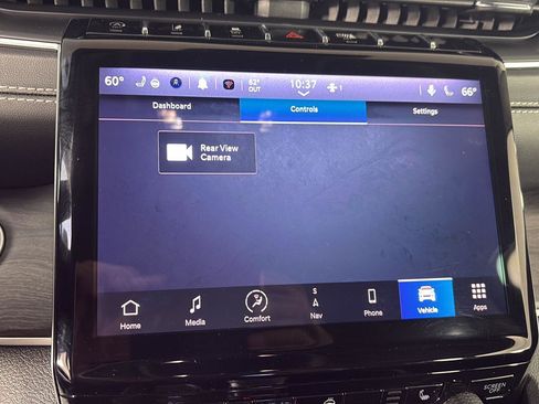 Used 2023 Jeep Grand Cherokee Limited image 34