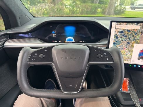 Used 2022 Tesla Model X Plaid AWD/4WD image 29