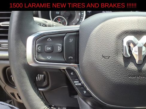 Used 2025 RAM 1500 Laramie AWD/4WD image 16