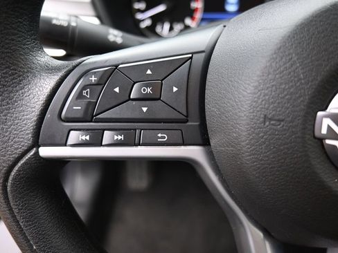 Used 2025 Nissan Altima 2.5 SV FWD image 20