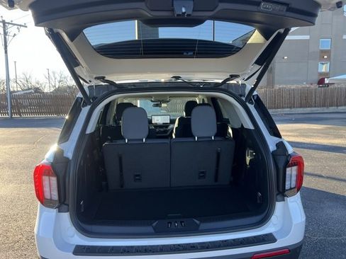 New 2026 Ford Explorer Active image 17