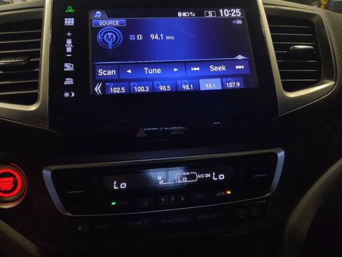 Used 2016 Honda Pilot EX-L image 25