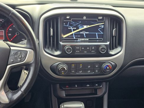 Used 2016 GMC Canyon SLE w/ SLE Convenience Package image 11