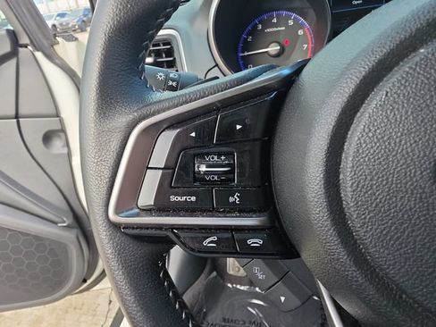 Used 2019 Subaru Outback 2.5i Limited AWD/4WD image 22