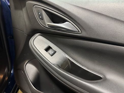 Used 2022 Buick Encore GX Select image 21