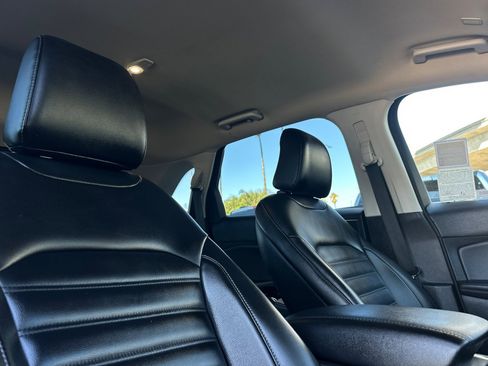 Certified 2022 Ford Edge SEL w/ Convenience Package image 16