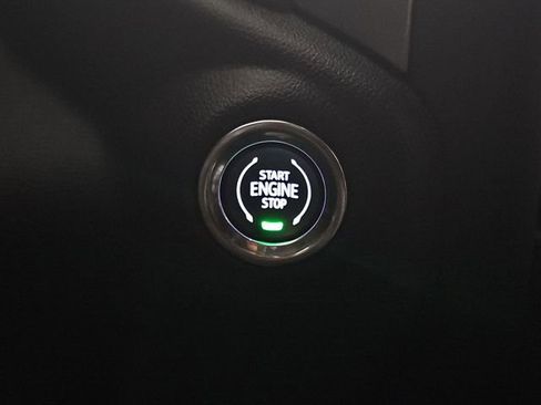 Used 2024 Chevrolet Silverado 2500 Custom w/ Custom Value Package image 16