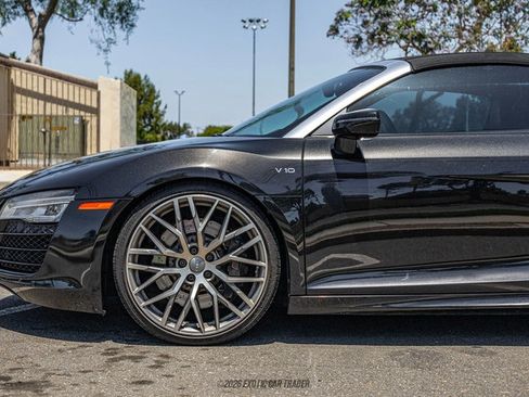 Used 2014 Audi R8 V10 w/ Full Leather Package AWD/4WD image 71