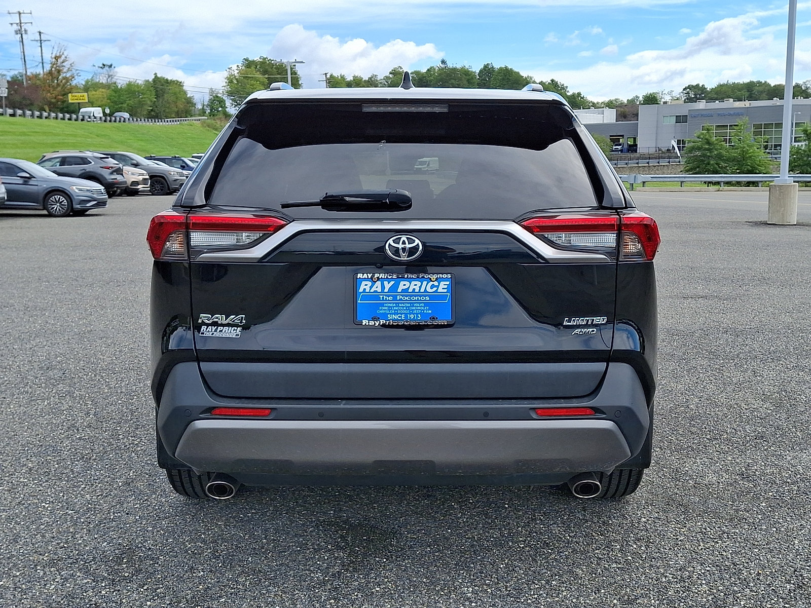 Used 2019 Toyota RAV4 Limited w/ Advanced Technology Package AWD/4WD image 6