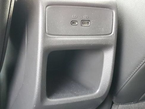 Used 2025 Chevrolet Trax RS w/ Sunroof Package FWD image 10