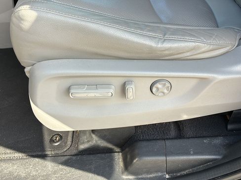 Used 2019 Honda Odyssey Elite image 14
