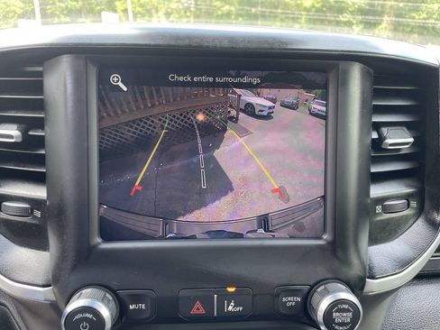 Used 2021 RAM 1500 Big Horn RWD image 20