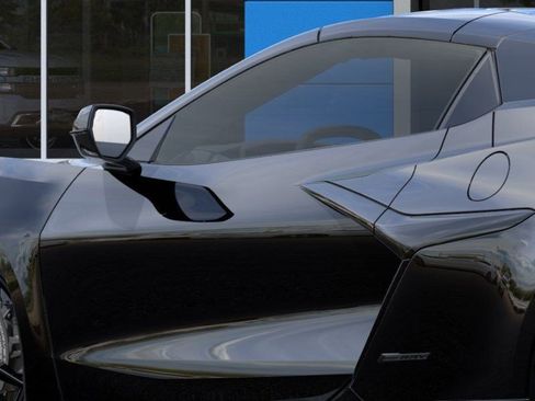 New 2026 Chevrolet Corvette E-Ray w/ Stealth Interior Trim Package AWD/4WD image 13