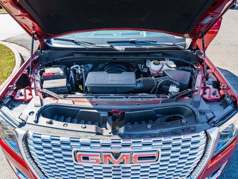 Used 2023 GMC Yukon Denali image 26